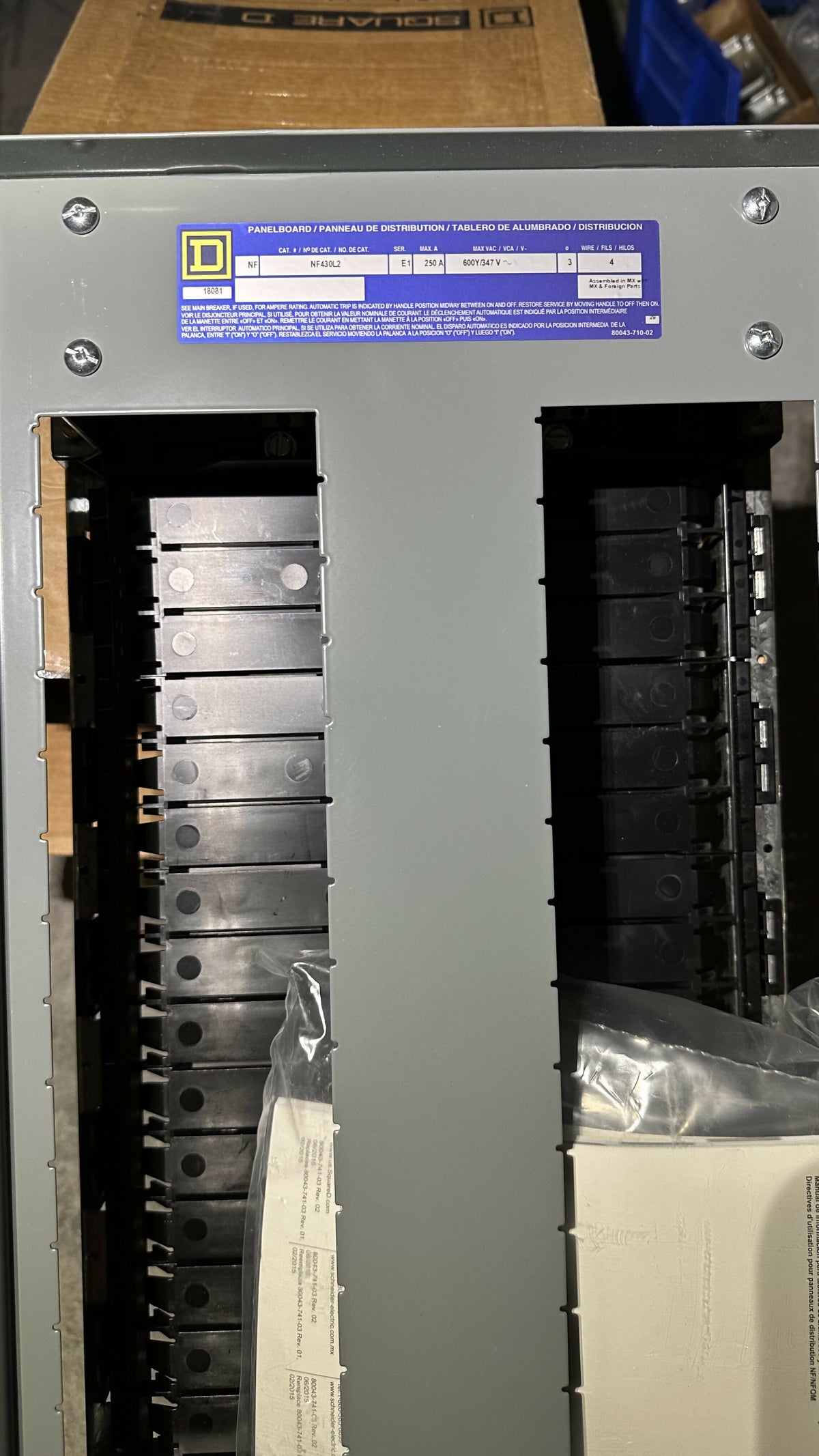 NF430L2 Panelboard interior, NF, main lugs, 250A, Al bus, 30 pole spaces, 3 phase, 4 wire, 600Y/347VAC max