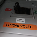 Siemens 1000A 3-phase switchboard, 415/240V with HNXD63B100 main and FXD63B150 branch breakers, new — Electrical Trader