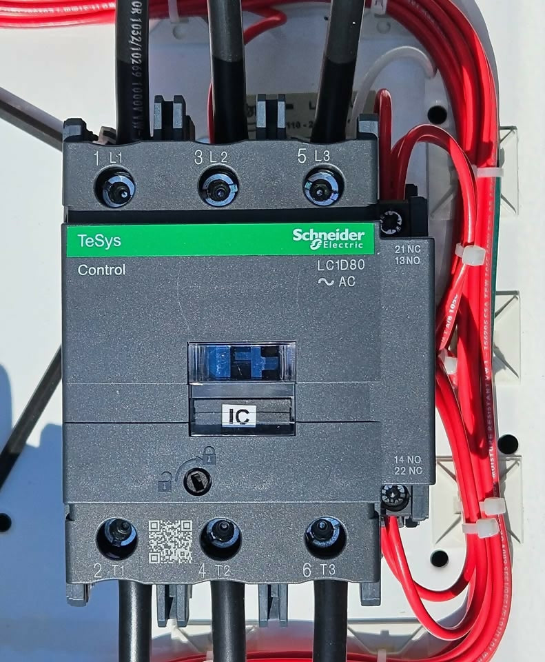 Square D Enclosed 22 Altistart ATS22D75S6U Soft Start Motor Drive Controller Panel – Lot of 7