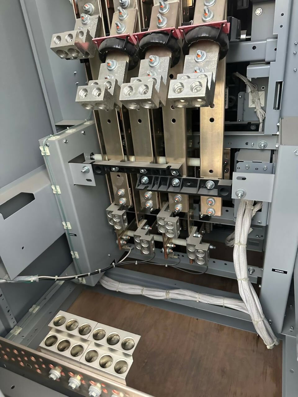 ASCO AUTOMATIC TRANSFER SWITCH 800A 1200A 1600A 4000A 7000 series
