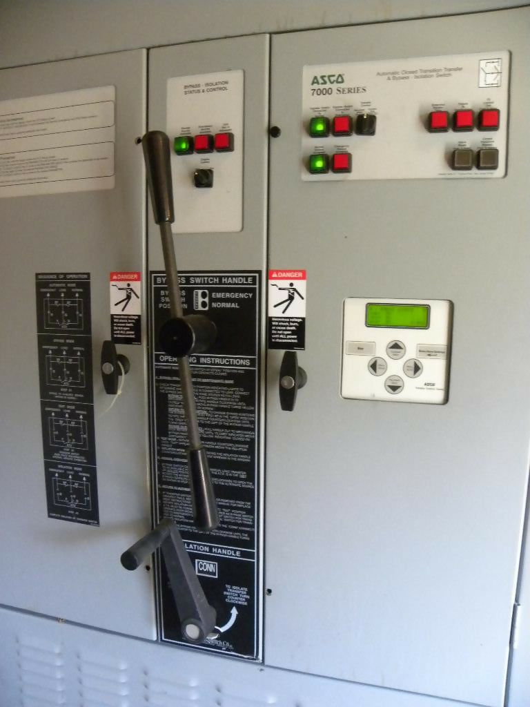 ASCO 7000 Series 1200A Bypass Isolation Automatic Transfer Switch 208V 3PH