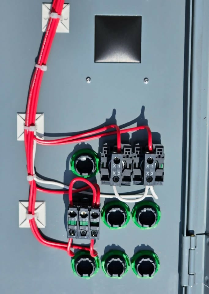 Square D Enclosed 22 Altistart ATS22D75S6U Soft Start Motor Drive Controller Panel – Lot of 7