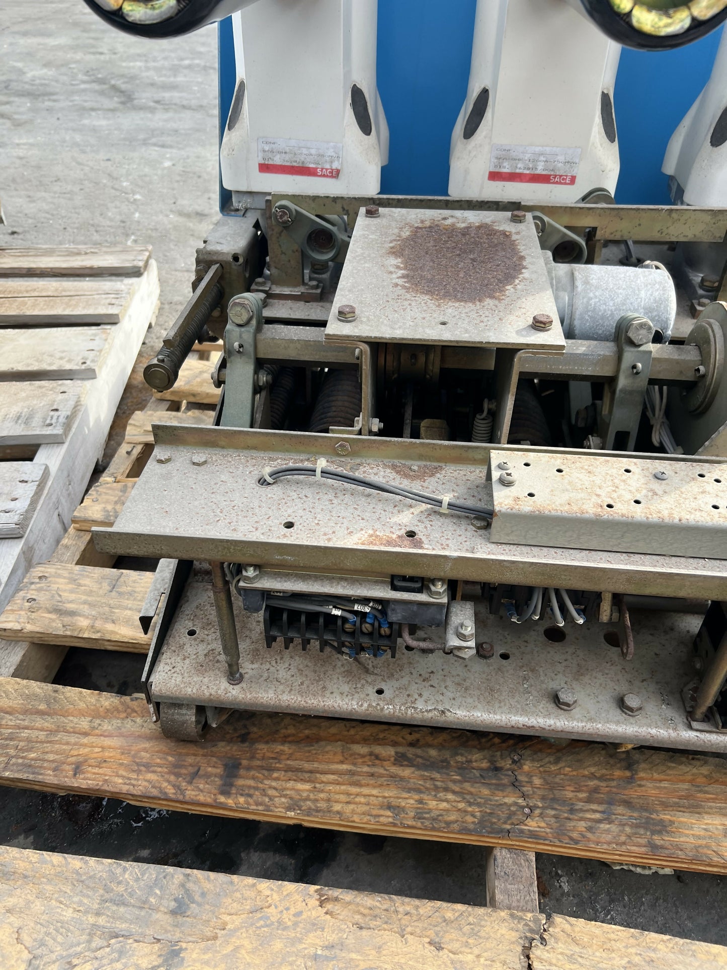 ABB Industrial Power Circuit Breaker 15 GHK 750