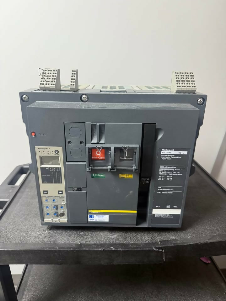 Schneider Electric Square D Masterpact NW30 H1 air circuit breaker, 3000A 480V, new — Electrical Trader