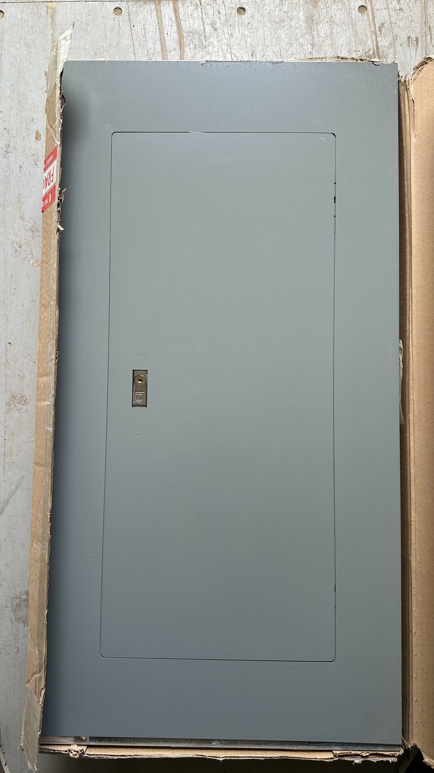 NF430L2Panelboard interior, NF, main lugs, 250A, Al bus, 30 pole spaces, 3 phase, 4 wire, 600Y/347VAC max