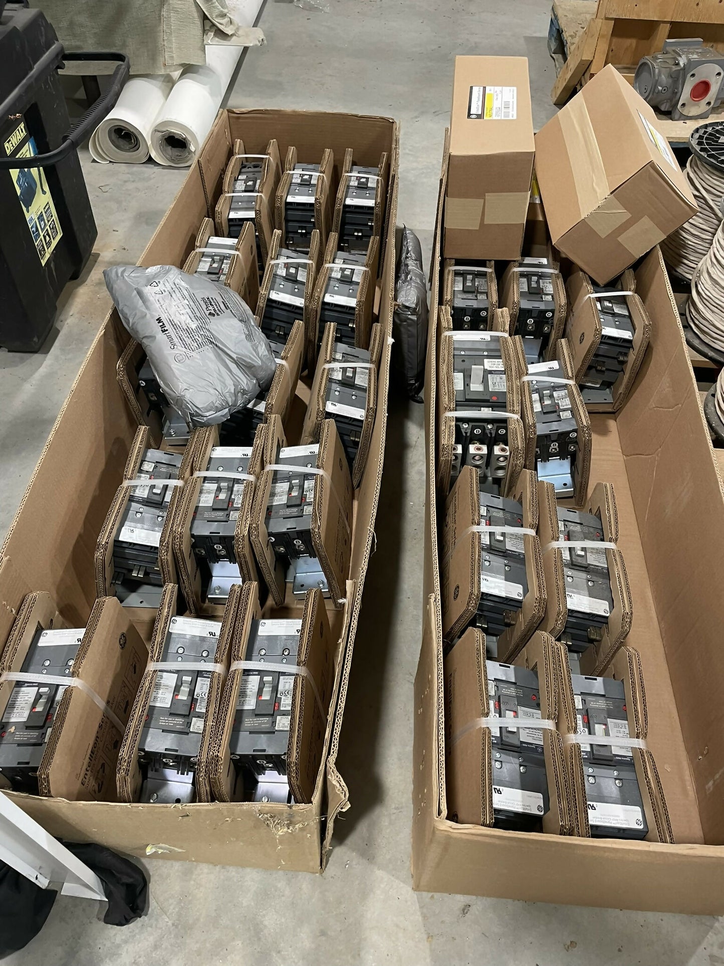 GE EntellEon panelboard, 600V 400A indoor distribution center, new (2017) — Electrical Trader